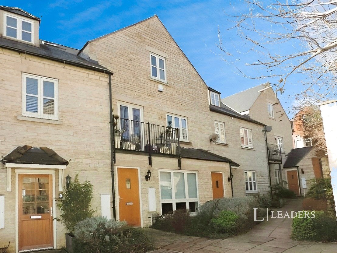 Pauleys Court
