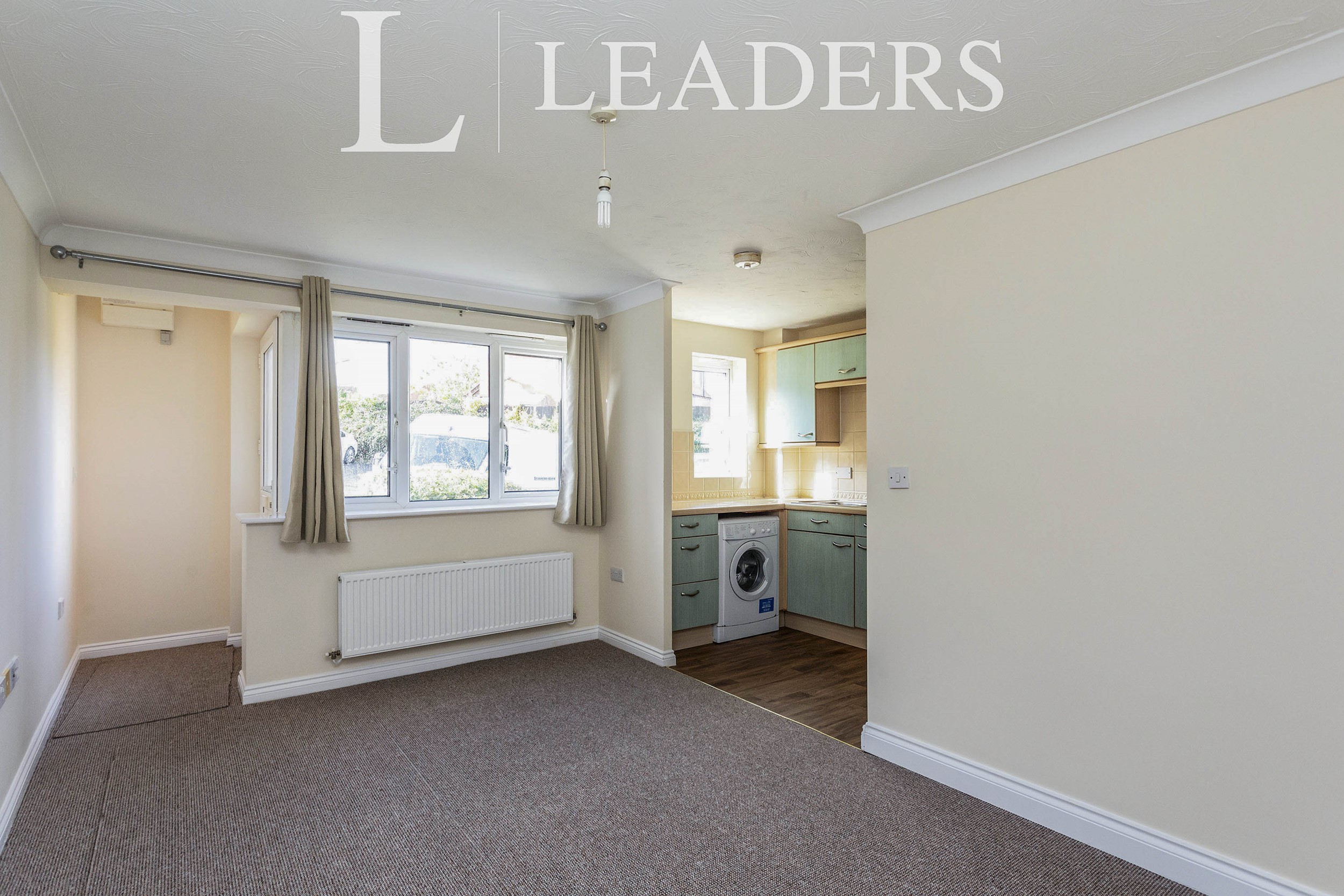 2 bed flat/apartment for rent in Lenborough Road, Buckingham, Buckinghamshire, MK18