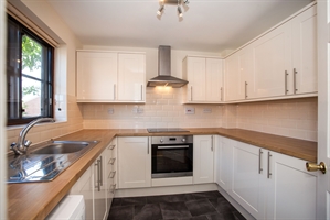 3 bedroom house to rent - The Spinney, Bar Hill, Cambridge, CB23 - Property View 2