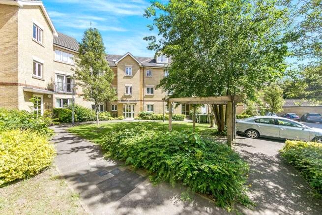 2 bedroom apartment for sale - Clarendon Way, Colchester, Essex, CO1 - Property View 1