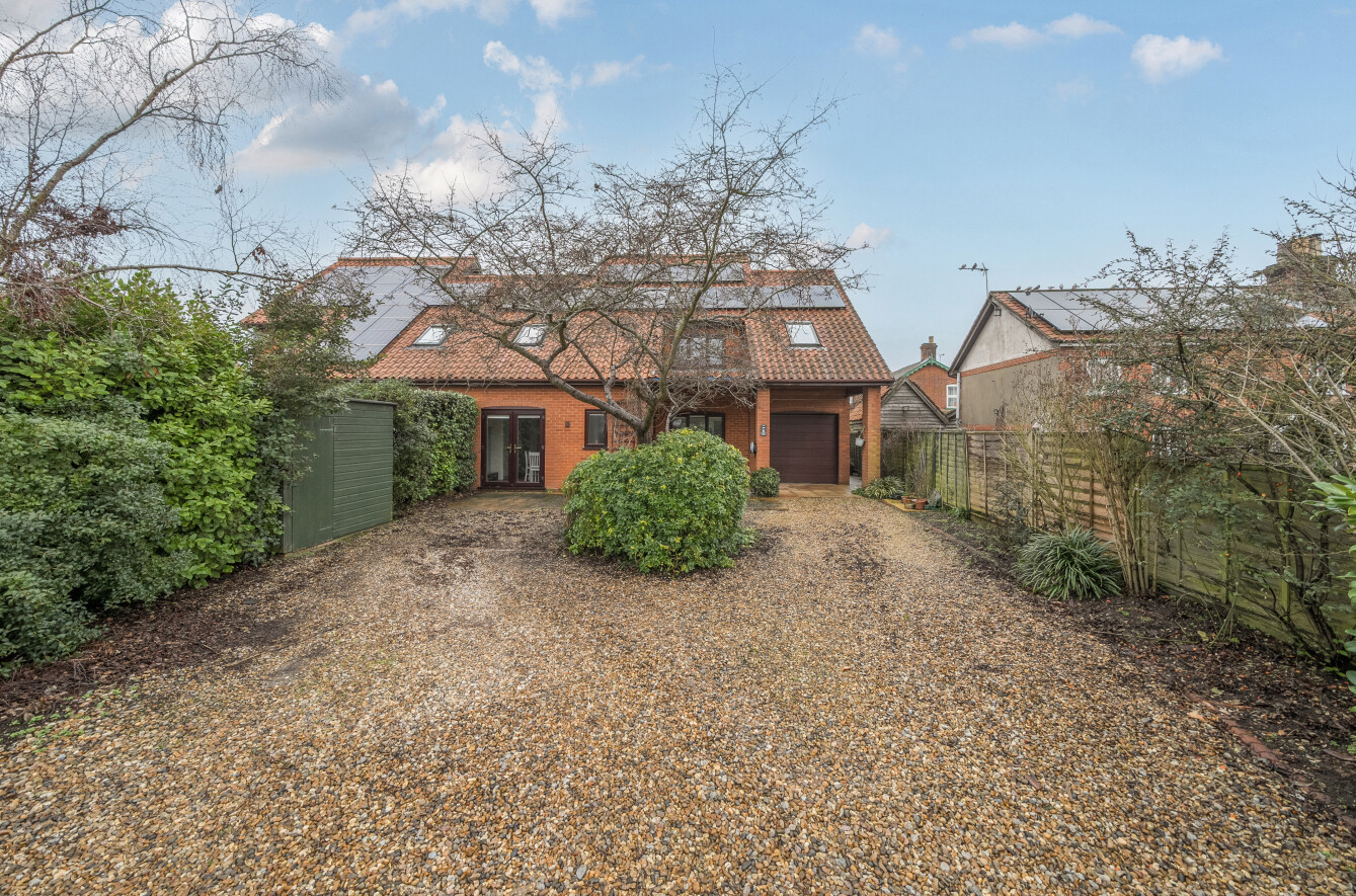 Workshop Lane, Nacton, Ipswich, Suffolk, IP10