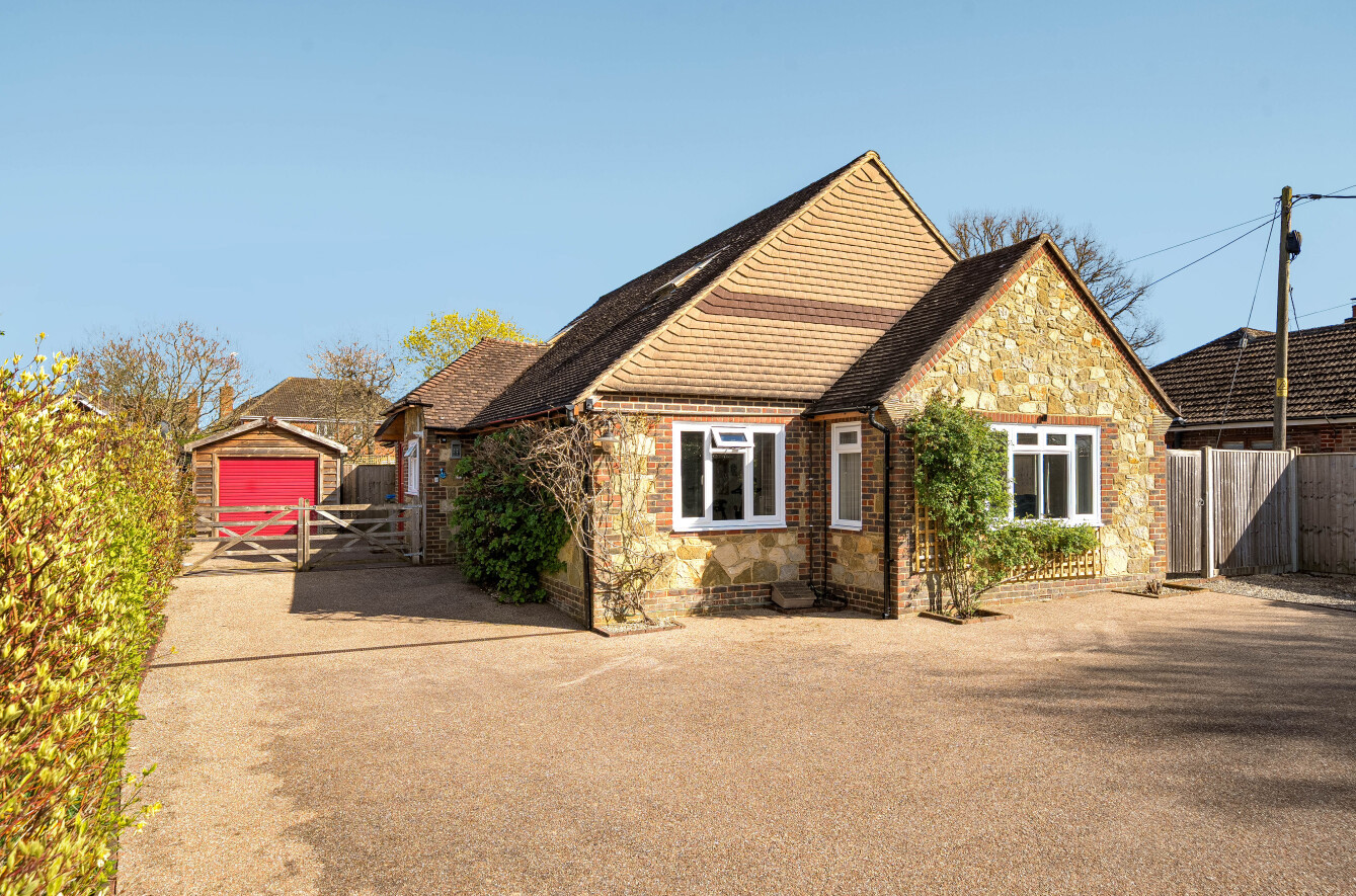 Hayes Lane, Slinfold, Horsham, West Sussex, RH13