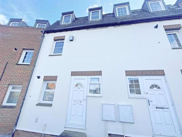 1 bedroom duplex to rent - Pollys Yard, Newport Pagnell, Buckinghamshire, MK16 - Property View 1