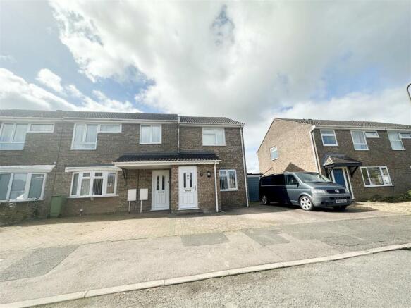 2 bedroom house to rent - St. James Close, Hanslope, Milton Keynes, MK19 - Property View 1