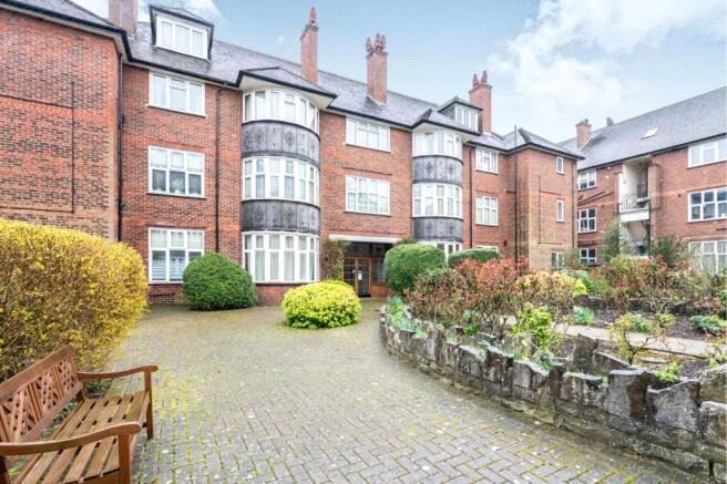 3 bedroom apartment to rent - Charter House, Mulgrave Road, Sutton, SM2 - Property View 1